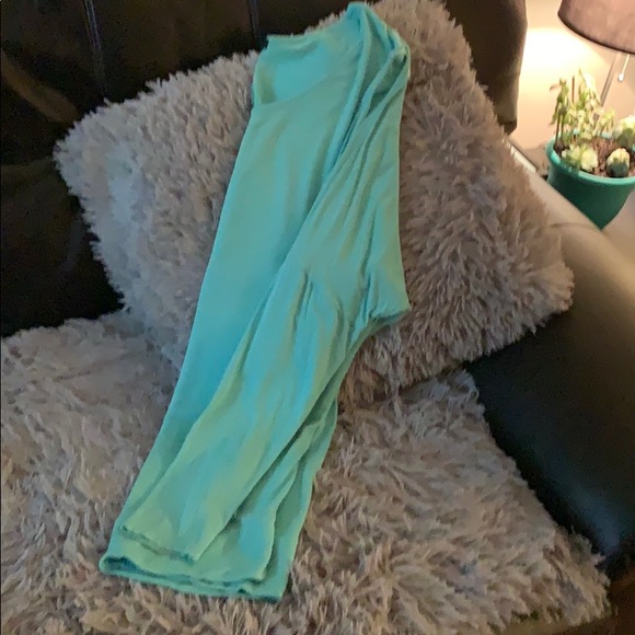 Rue 21 long sleeve shirt - Picture 2 of 2